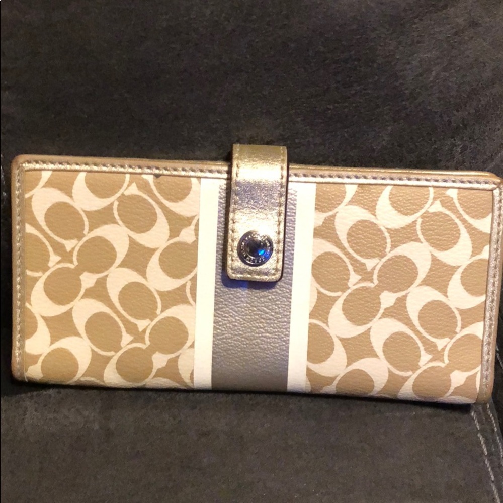 Coach wallet